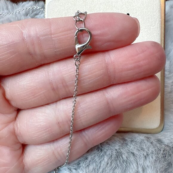 Dragonfly Abalone Medallion Necklace - Picture 4 of 4